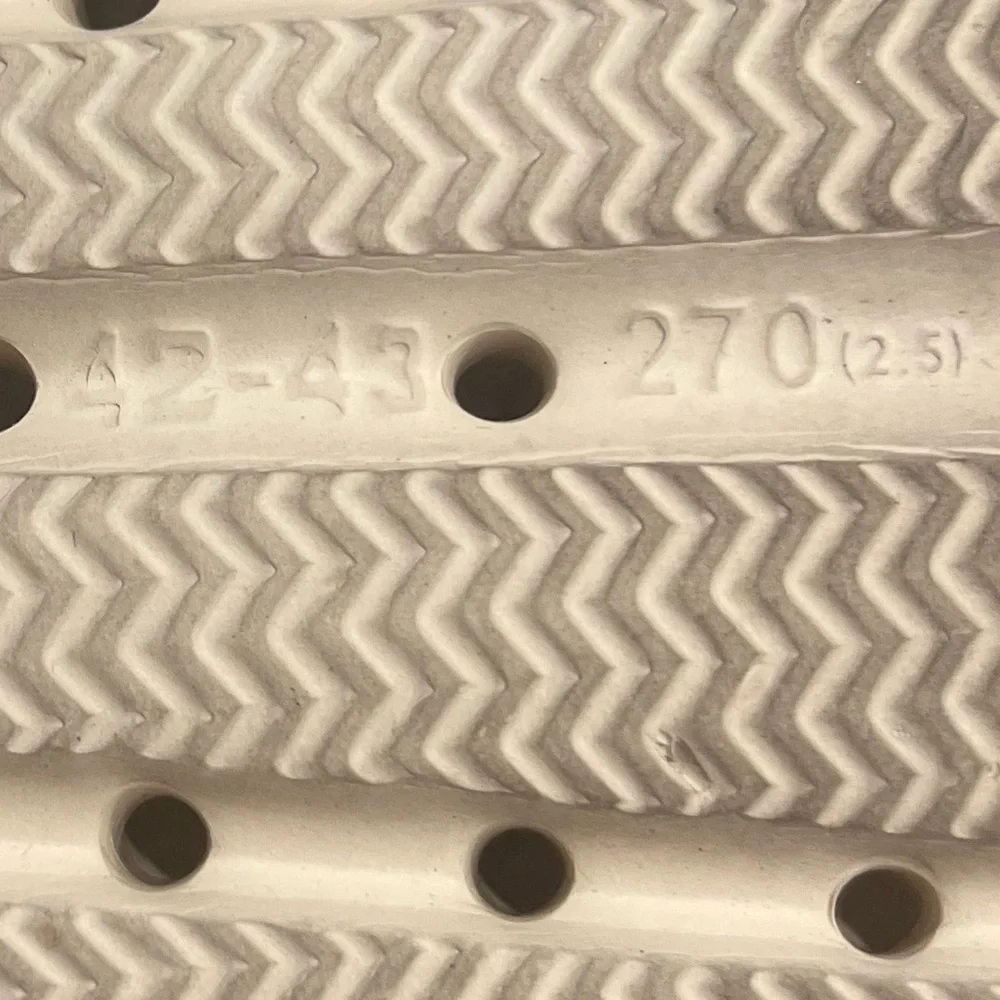 Pillow slides in GUC size 8.5/9